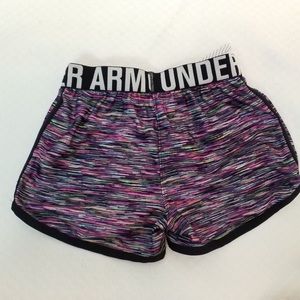 Under Armour Girls’ Heat Gear Shorts Size Medium
